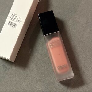 04 Daisy Dior Forever Blush Soft Filter